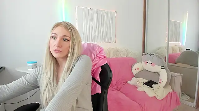 CarolMay online show from March 5, 2026, 7:15 am