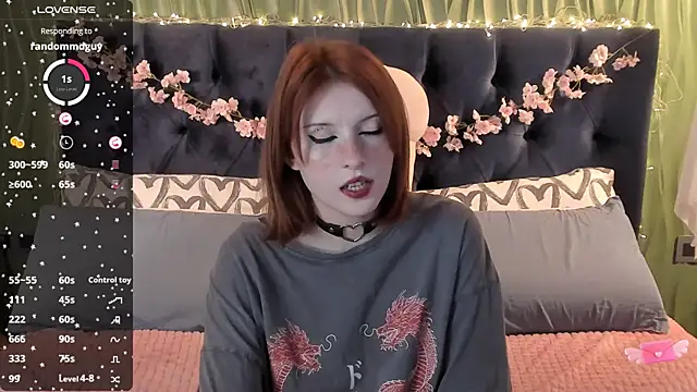 AliceLanley online show from October 10, 2025, 11:42 am