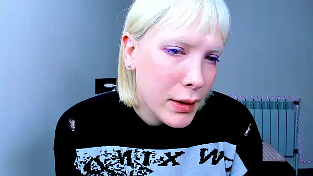 dollmore online show from November 16, 2025, 7:03 am