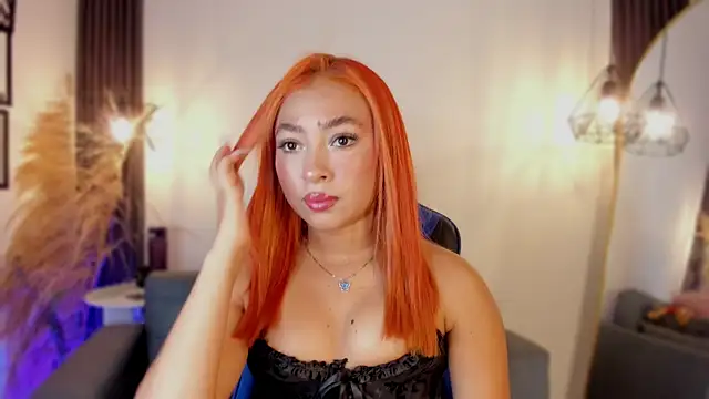 valerycolins online show from December 18, 2024, 4:09 am