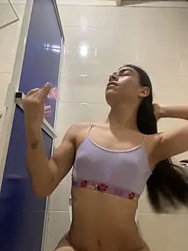 valendoll online show from February 10, 2025, 1:24 am