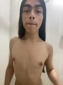 valendoll online show from November 6, 2025, 12:11 am