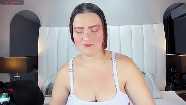 MelanieKlaus online show from March 22, 2025, 4:14 am