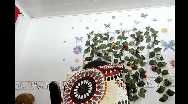 lili breastxxx online show from February 15, 2025, 2:33 pm