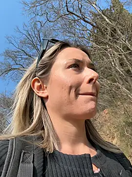 Snapshot of petrouchkaaa_ chatting on February 27, 2026, 12:05 pm petrouchkaaa online show from February 27, 2026, 12:05 pm