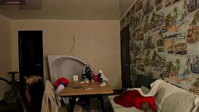 LeyylaStoone online show from March 4, 2026, 11:00 pm