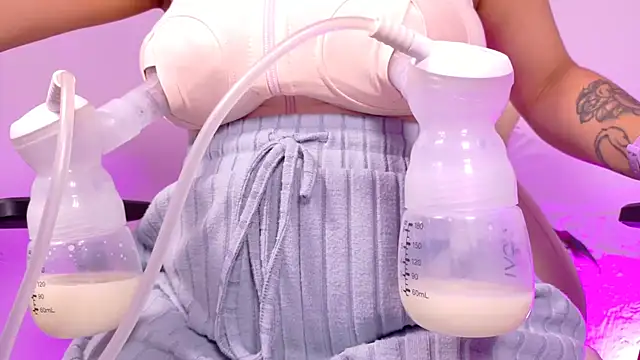 emma rouse69 online show from September 10, 2025, 2:06 pm