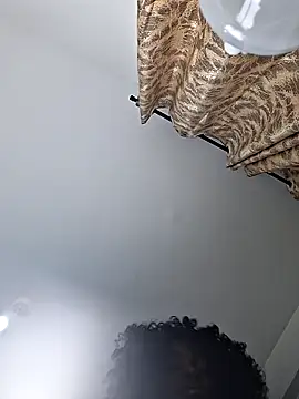 hornycreamybabe online show from September 24, 2025, 12:30 pm