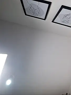 hornycreamybabe online show from November 25, 2025, 6:46 am