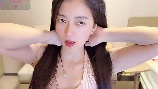 A-xena online show from September 23, 2025, 2:20 pm