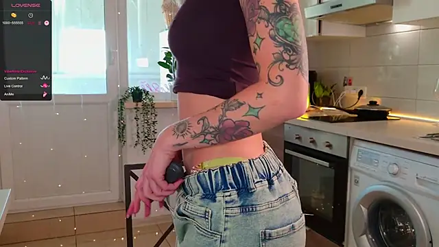 MissLovex online show from February 20, 2026, 5:48 am