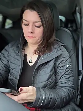 Snapshot of LadyLena1 chatting on December 14, 2024, 4:52 pm LadyLena1 online show from December 14, 2024, 4:52 pm