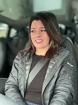 Snapshot of LadyLena1 chatting on December 19, 2024, 6:01 pm LadyLena1 online show from December 19, 2024, 6:01 pm