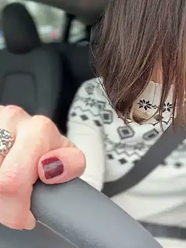 Snapshot of LadyLena1 chatting on December 20, 2024, 9:17 pm LadyLena1 online show from December 20, 2024, 9:17 pm