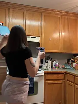 Snapshot of LadyLena1 chatting on January 4, 2025, 2:56 am LadyLena1 online show from January 4, 2025, 2:56 am