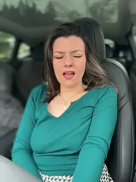 Snapshot of LadyLena1 chatting on January 5, 2025, 9:14 pm LadyLena1 online show from January 5, 2025, 9:14 pm