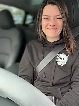 Snapshot of LadyLena1 chatting on January 7, 2025, 9:46 pm LadyLena1 online show from January 7, 2025, 9:46 pm