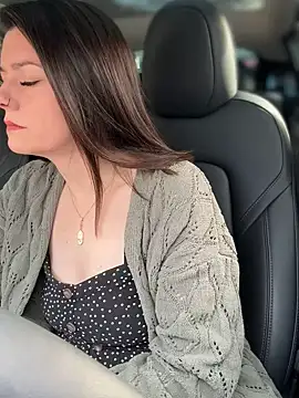 Snapshot of LadyLena1 chatting on January 8, 2025, 9:34 pm LadyLena1 online show from January 8, 2025, 9:34 pm