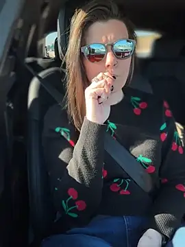 Snapshot of LadyLena1 chatting on January 15, 2025, 9:51 pm LadyLena1 online show from January 15, 2025, 9:51 pm