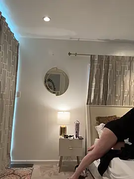 Snapshot of LadyLena1 chatting on January 17, 2025, 9:06 pm LadyLena1 online show from January 17, 2025, 9:06 pm