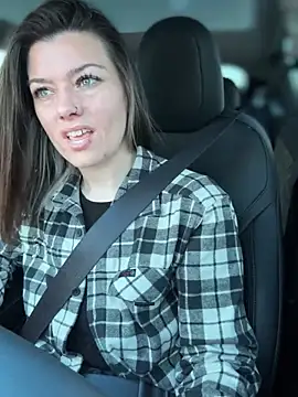 Snapshot of LadyLena1 chatting on January 25, 2025, 4:24 pm LadyLena1 online show from January 25, 2025, 4:24 pm