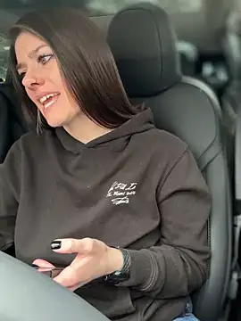 Snapshot of LadyLena1 chatting on February 5, 2025, 9:29 pm LadyLena1 online show from February 5, 2025, 9:29 pm