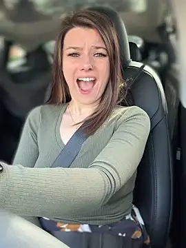 Snapshot of LadyLena1 chatting on February 26, 2025, 9:37 pm LadyLena1 online show from February 26, 2025, 9:37 pm