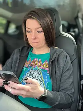 Snapshot of LadyLena1 chatting on March 1, 2025, 9:04 pm LadyLena1 online show from March 1, 2025, 9:04 pm