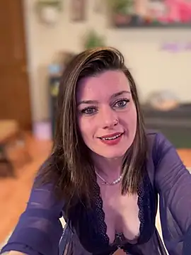 Snapshot of LadyLena1 chatting on March 15, 2025, 2:14 am LadyLena1 online show from March 15, 2025, 2:14 am