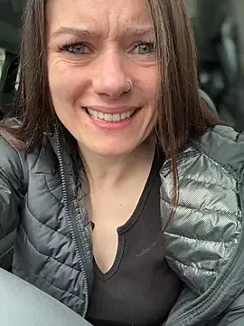 Snapshot of LadyLena1 chatting on March 20, 2025, 9:02 pm LadyLena1 online show from March 20, 2025, 9:02 pm