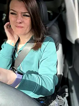 Snapshot of LadyLena1 chatting on October 4, 2025, 7:12 pm LadyLena1 online show from October 4, 2025, 7:12 pm