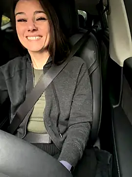 Snapshot of LadyLena1 chatting on October 26, 2025, 4:13 pm LadyLena1 online show from October 26, 2025, 4:13 pm