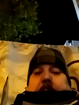 porkorossy online show from November 22, 2025, 7:35 pm