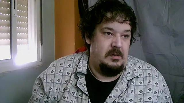 porkorossy online show from December 23, 2025, 8:34 am