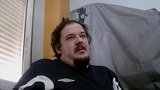 Snapshot of porkorossy chatting on February 4, 2026, 1:28 pm porkorossy online show from February 4, 2026, 1:28 pm