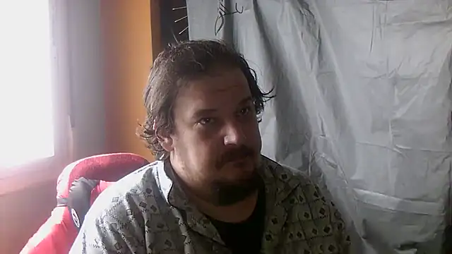 Snapshot of porkorossy chatting on February 18, 2026, 8:21 am porkorossy online show from February 18, 2026, 8:21 am