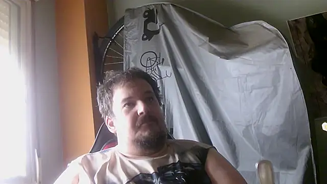 porkorossy online show from May 21, 2026, 7:04 am