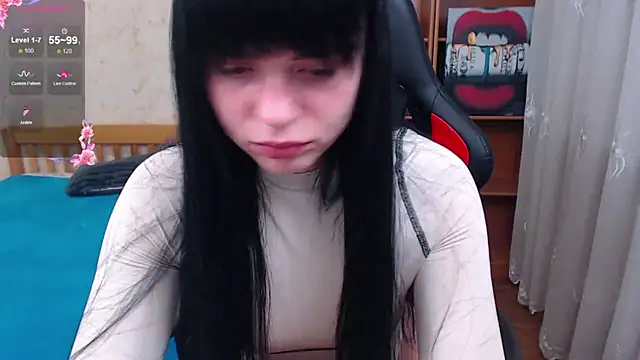 JuicyJess online show from April 2, 2026, 7:44 pm