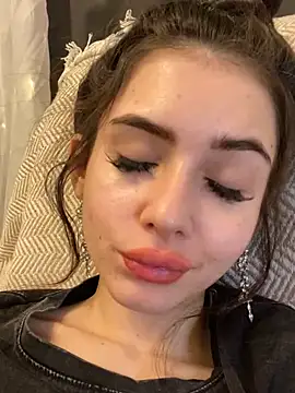 Snapshot of SofiaLaLight chatting on December 25, 2024, 12:47 pm SofiaLaLight online show from December 25, 2024, 12:47 pm