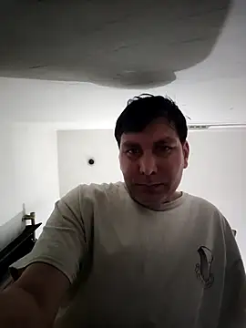 Snapshot of ZIMMY25 chatting on March 21, 2025, 5:21 am ZIMMY25 online show from March 21, 2025, 5:21 am