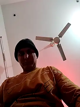 ZIMMY25 online show from December 17, 2025, 7:42 pm