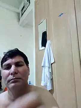 ZIMMY25 online show from April 18, 2026, 6:50 am