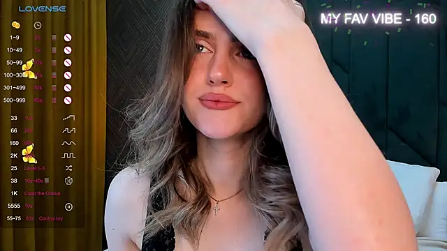 Skinny Alice online show from December 4, 2024, 1:14 am