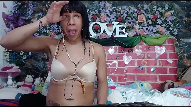 DesireDirtyTS   online show from April 6, 2026, 4:46 am