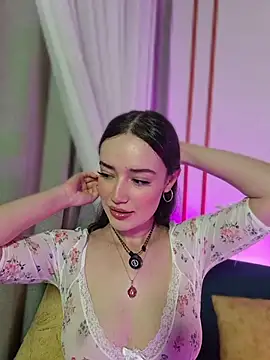 Kate Amaretto  online show from April 7, 2026, 1:50 am