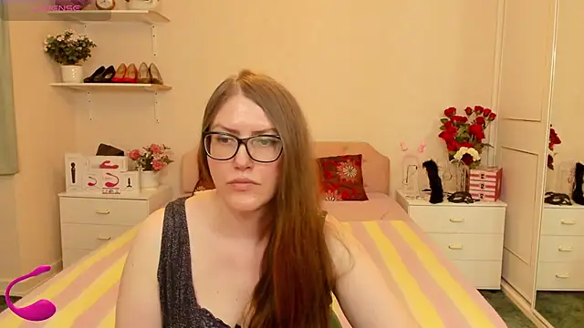 Snapshot of AmandamurX chatting on July 4, 2026, 1:28 pm AmandamurX online show from July 4, 2026, 1:28 pm