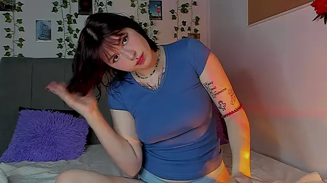 miss Lizzy online show from December 23, 2024, 1:18 am