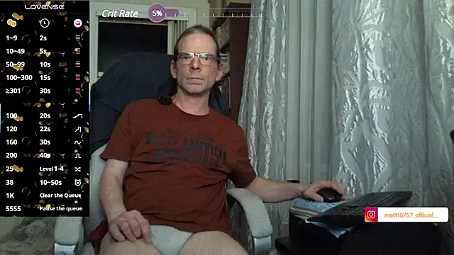 Snapshot of living_manors_2 chatting on February 27, 2025, 10:31 pm living manors 2 online show from February 27, 2025, 10:31 pm