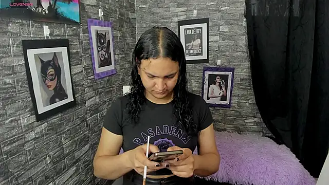 Andrys  online show from November 13, 2025, 10:08 pm