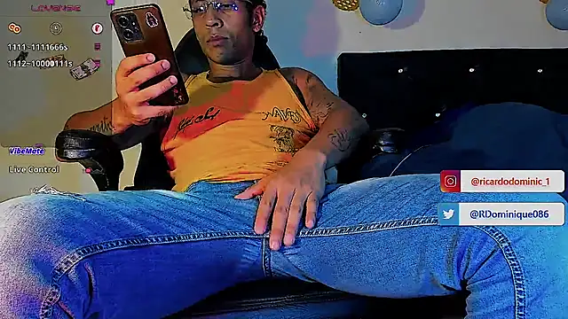 FuckHardlove online show from February 28, 2025, 4:43 am